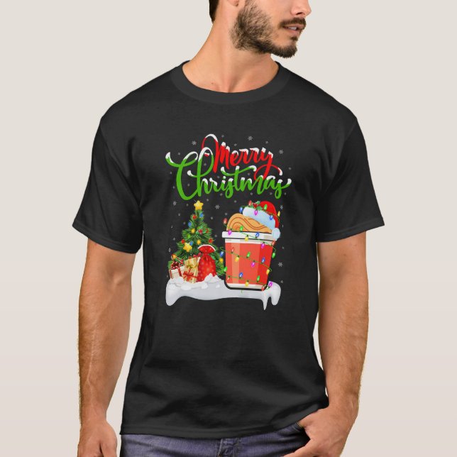 Xmas Tree Lights Santa Hat Fast Food Cup Noodles C T-Shirt (Front)