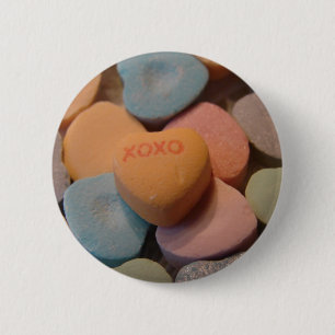 XOXO 6 CM ROUND BADGE