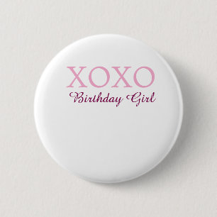 Xoxo birthday girl name pink mauve simple love 6 cm round badge
