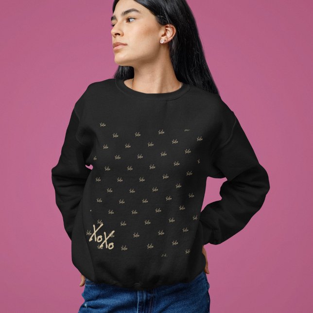 XOXO Black Gold Typography Cute Sweatshirt (Creator Uploaded)