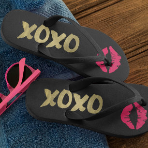 XOXO Faux Gold & Pink Lips Black Jandals