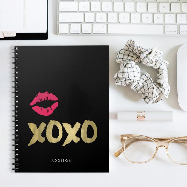 XOXO Faux Gold & Pink Lips | Black Spiral Notebook (Creator Uploaded)