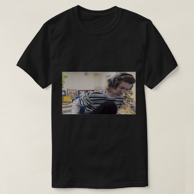 XQC Fart xqcOW Twitch   T-Shirt (Design Front)