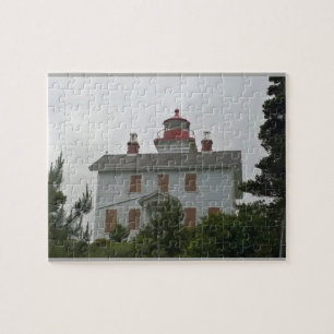 Yaquina Bay Lighthouse, OR Jigsaw Puzzle