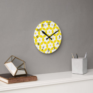 Yellow and White Daisies and Polka Dots Pattern Round Clock