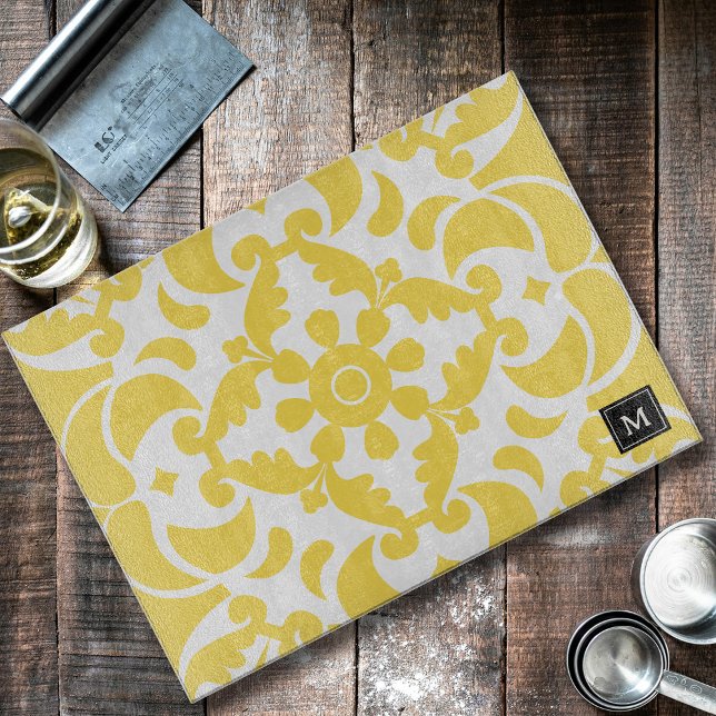 Yellow Azulejos Portuguese Mediterranean Monogram Cutting Board (Yellow Azulejos Portuguese Mediterranean Monogram Cutting Board)
