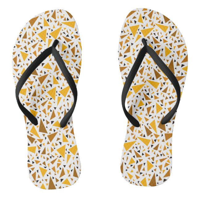 Yellow brown triangles on white retro background jandals (Footbed)