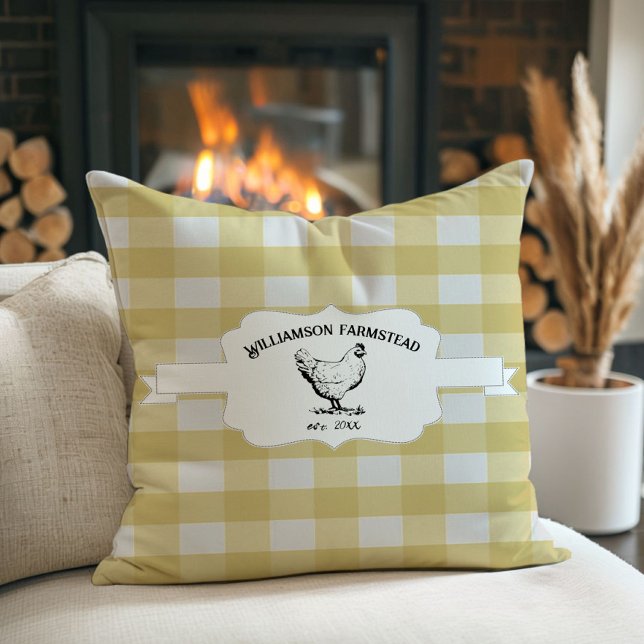 Yellow Buffalo Plaid Farm Chicken Throw Pillow (Yellow Buffalo Plaid Farm Chicken Throw Pillow)