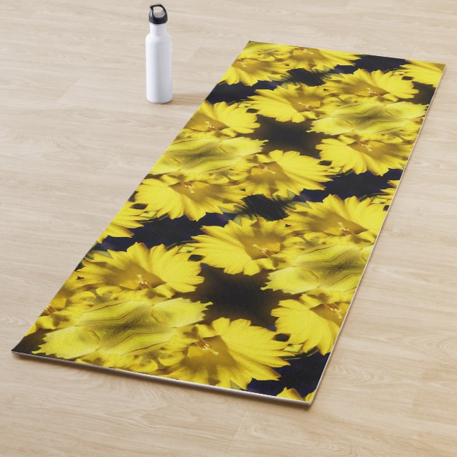 Yellow Daffodil Centre Abstract Floral Yoga Mat (In Situ)