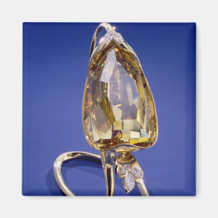 Yellow 'Incomparable' diamond in a gold setting Magnet