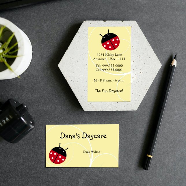 Yellow Ladybug Daycare Business Card (Yellow Ladybug Daycare Business Card)