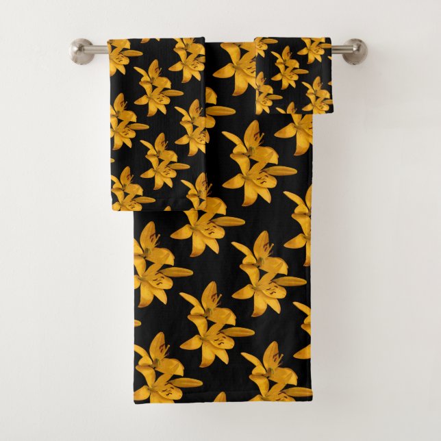 Yellow Lily Garden Flowers Bath Towel Set (Insitu)