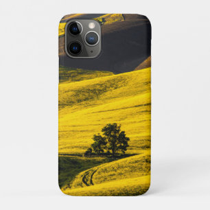 Yellow meadow field in the wind Case-Mate iPhone case