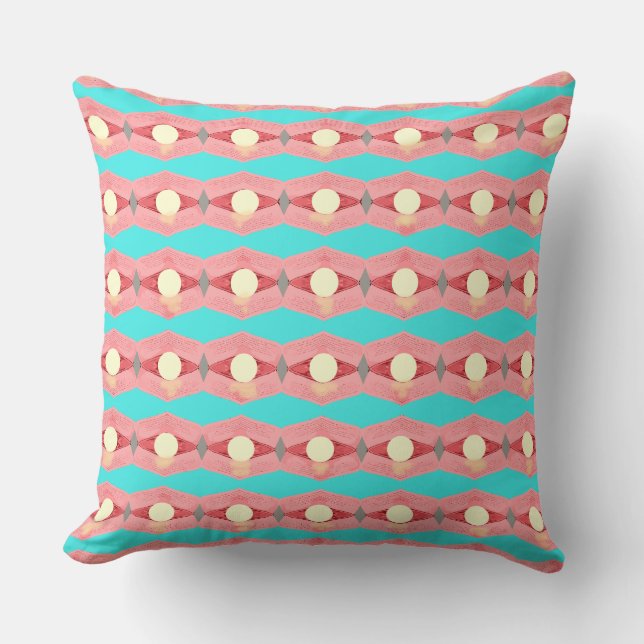 Yellow Pearl in Pink Shell  Cushion (Front)