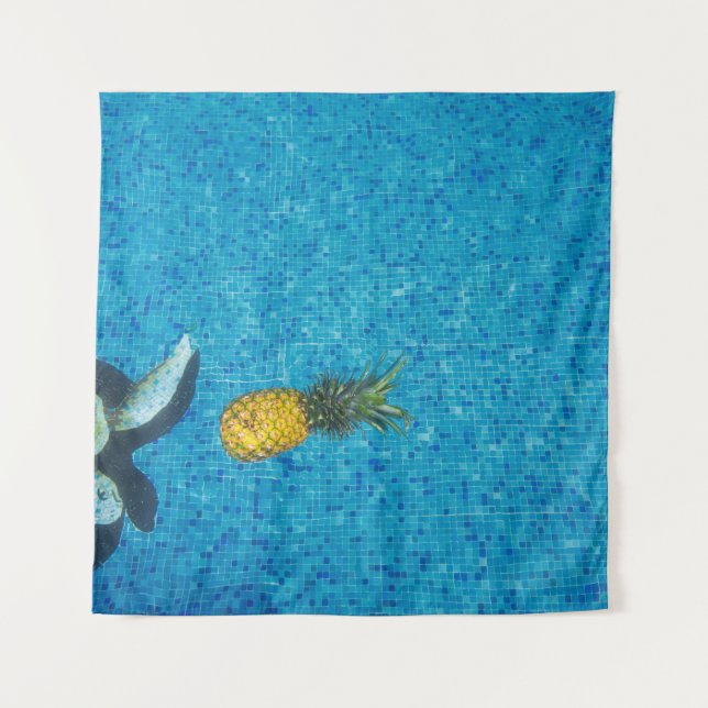 Yellow pineapple fruit tapestry (Front)