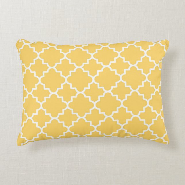 Yellow Quatrefoil Pattern Decorative Cushion (Front)