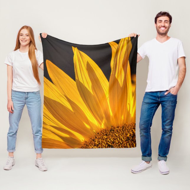 Yellow Sunflower Image Nature-inspired Elegance Fleece Blanket (In Situ)