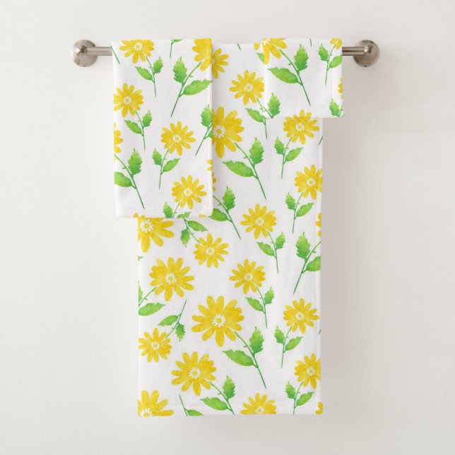 Yellow Watercolor Daisy Stems Pattern Bath Towel Set (Insitu)