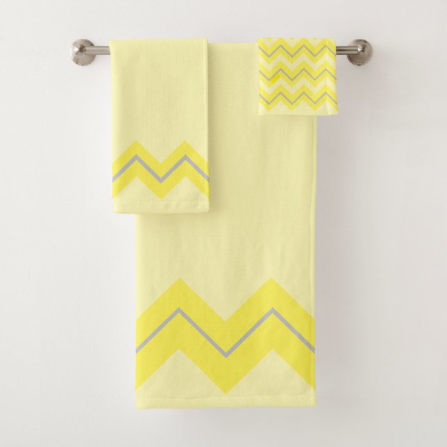 Yellow Zigzag on Grey 3 Bath Towel Set (Insitu)