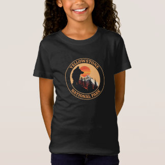Yellowstone National Park, Sunset Wolf Art, Circle T-Shirt