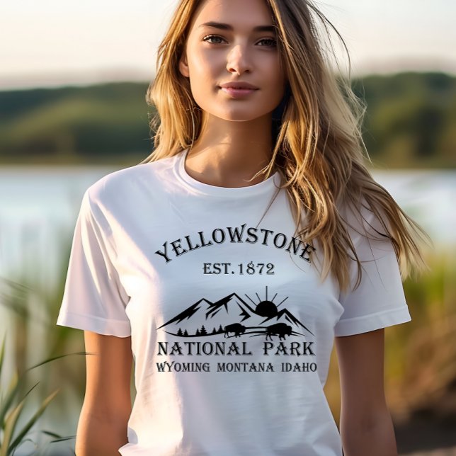 Yellowstone national park T-Shirt (Creator Uploaded)