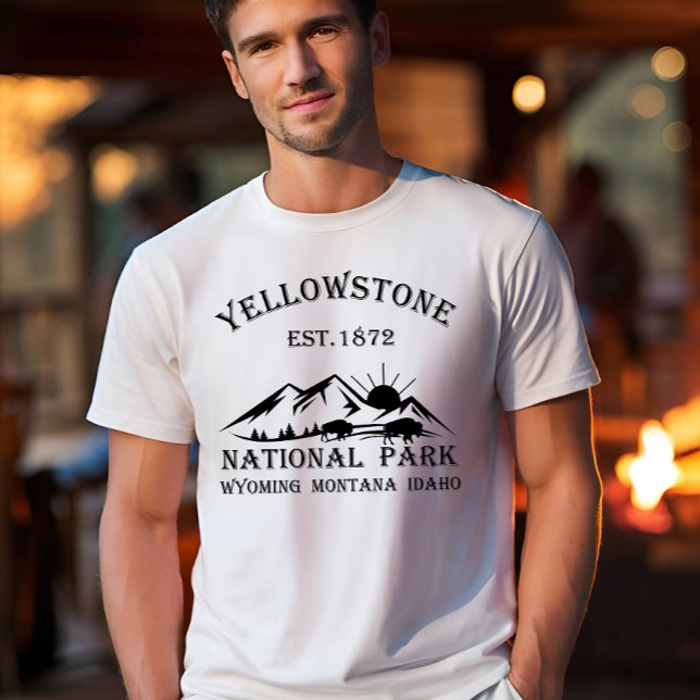 Yellowstone national park T-Shirt (Creator Uploaded)