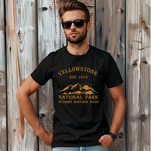 Yellowstone national park T-Shirt (Creator Uploaded)