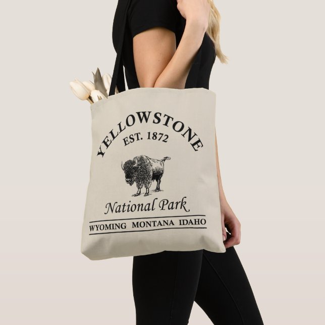 Yellowstone national park tote bag (Close Up)