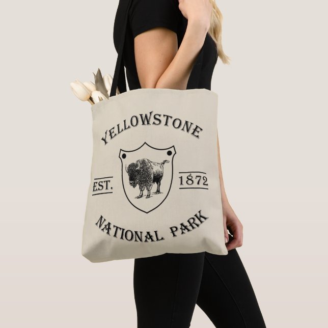 Yellowstone national park tote bag (Close Up)