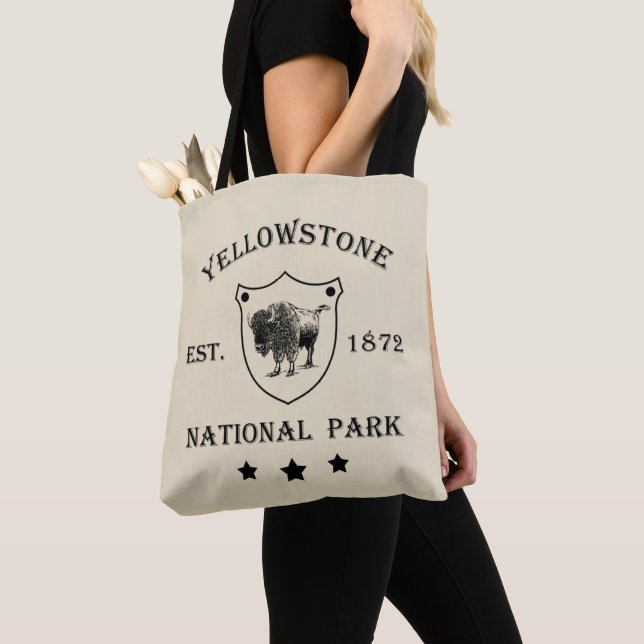 Yellowstone national park tote bag (Close Up)