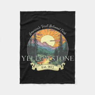 Yellowstone National Park Vacation Men Women Retro Fleece Blanket