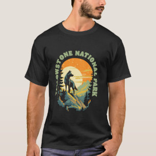 Yellowstone National Park Vintage Wolf Night Moon  T-Shirt