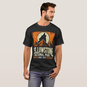 Yellowstone National Park   Wolf Mountains Vintage T-Shirt