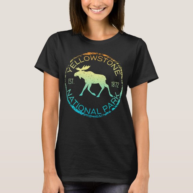 Yellowstone National Park Wyoming Retro Moose Hike T-Shirt (Front)