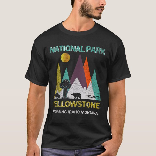 Yellowstone Wyoming US National Park Tee Family Va (Front)