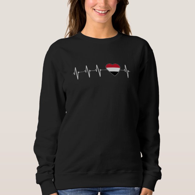 Yemeni Heartbeat I Love Yemen Flag heart Country Sweatshirt (Front)