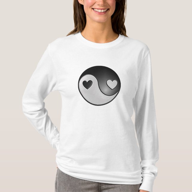 yin yang hearts T-Shirt (Front)