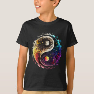 Yin Yang, Sun, Moon, Universe, Tai Chi, Qigong, Yo T-Shirt