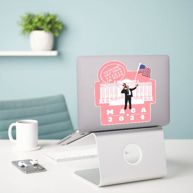 YO TRUMP SECRET SERVICE MAN (Laptop On Desk)