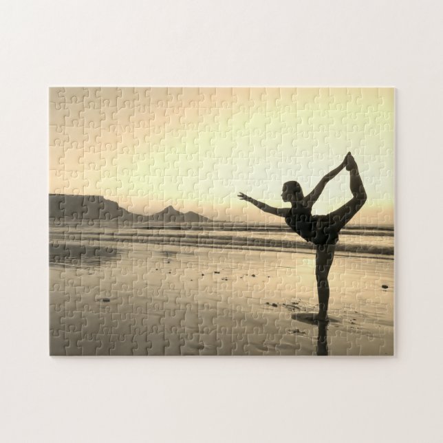 YOGA AT THE BEACH Puzzle (Horizontal)