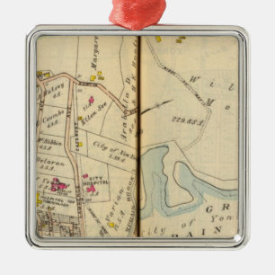 Yonkers, New York 9 Metal Tree Decoration