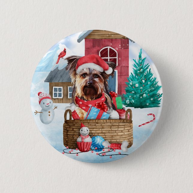 Yorkshire Terrier Dog In snow Christmas Dog House 6 Cm Round Badge (Front)