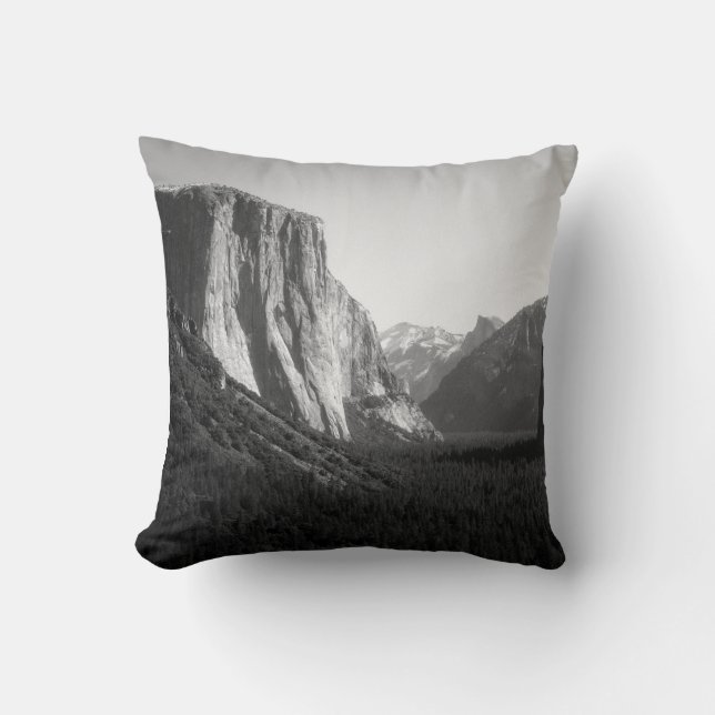 Yosemite Valley from Tunnel View Cushion (Front)