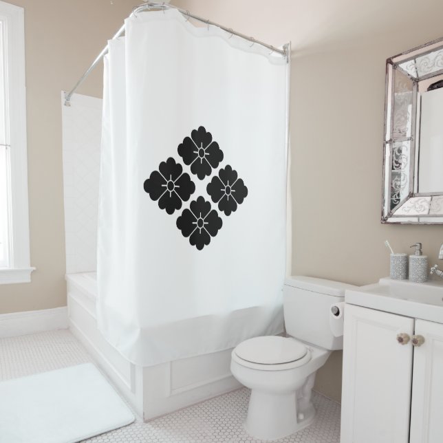 Yotsuhanabishi Shower Curtain (In Situ)