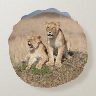 Young lions round cushion