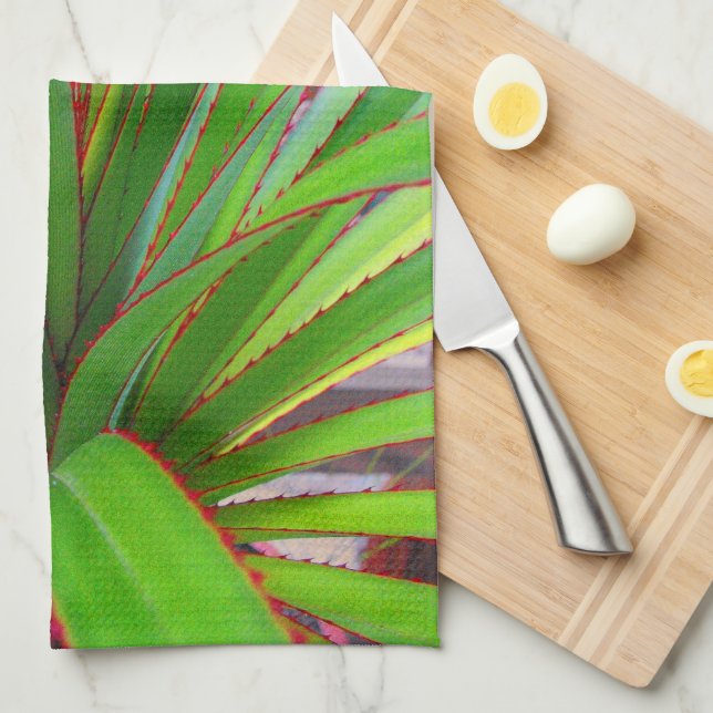 Young Screw Pine Tea Towel (Quarter Fold)