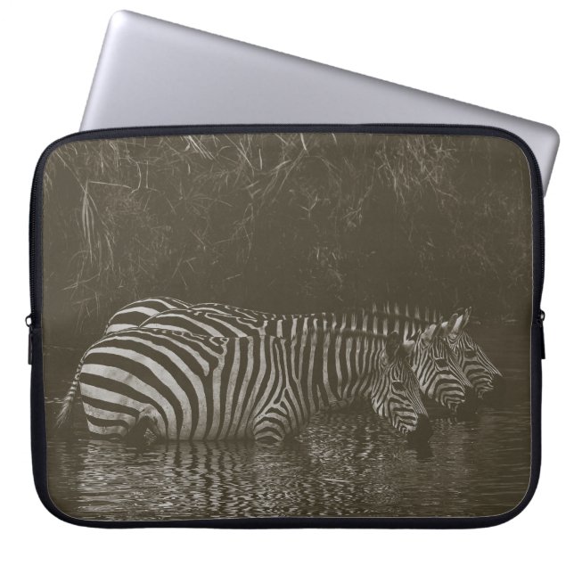 ZEBRA FAMILY DRINK LAPTOP SLEEVE (Front)