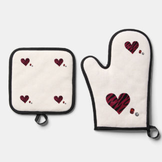 Zebra-heart Oven Mitt & Pot Holder Set