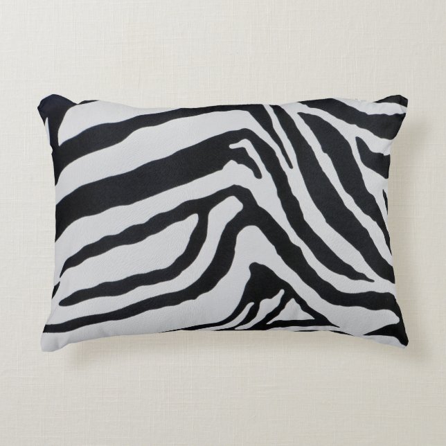 Zebra stripe pattern decorative cushion (Front)