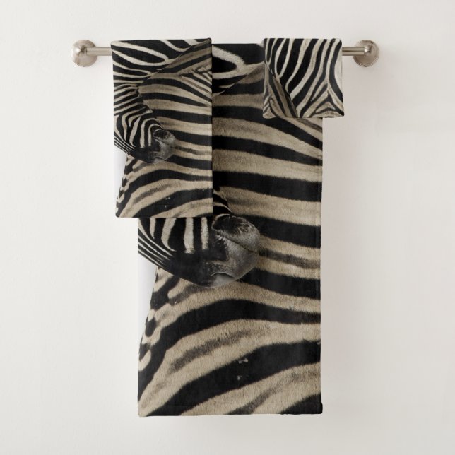 Zebras head to tail bath towel set (Insitu)